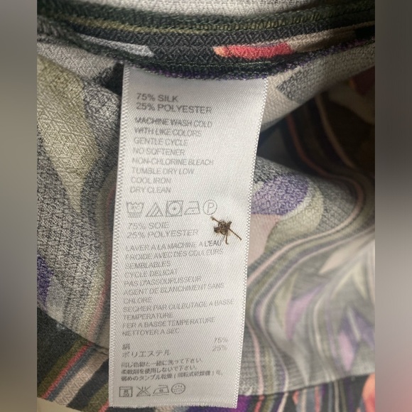 Tommy Bahama Original Fit Aloha Arrow IslandZone Camp Shirt Sz 2XL - Picture 7 of 8